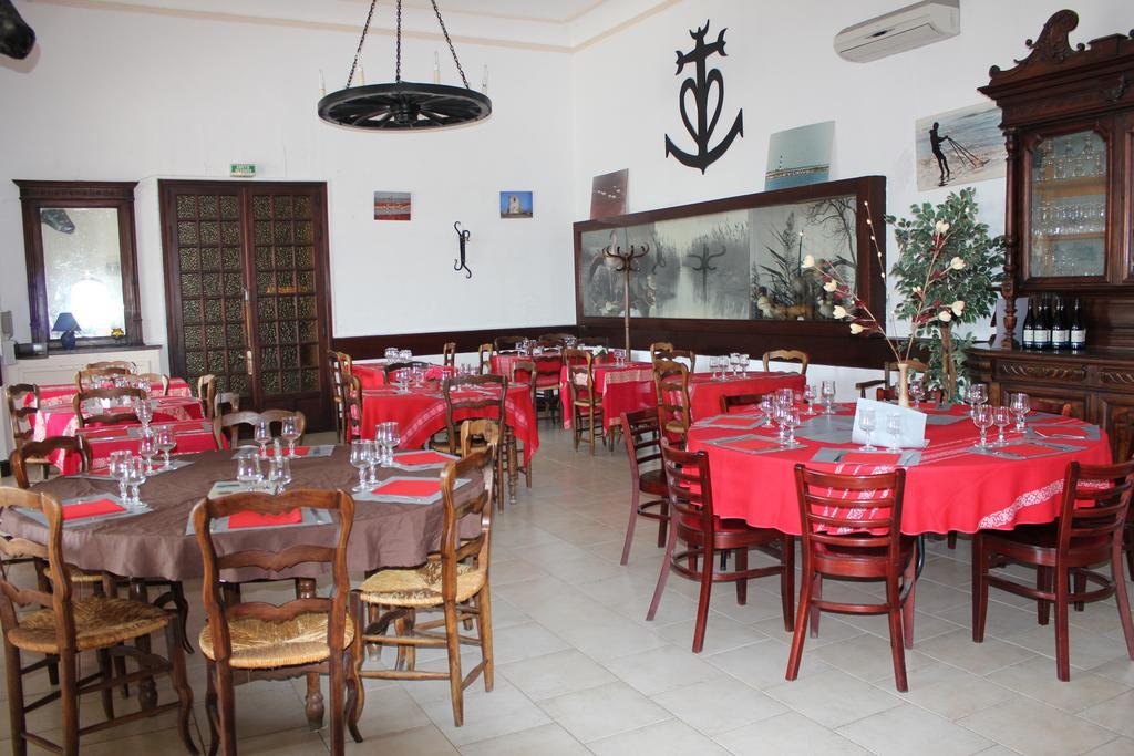 Hotel Restaurant La Camargue Salin-de-Giraud Eksteriør bilde